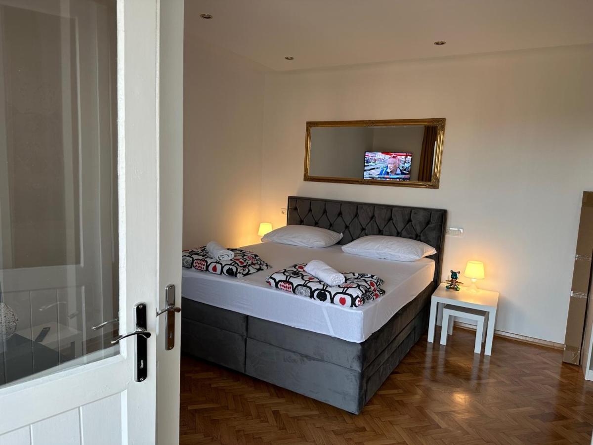 Apartamento Iris Oasis Split Exterior foto