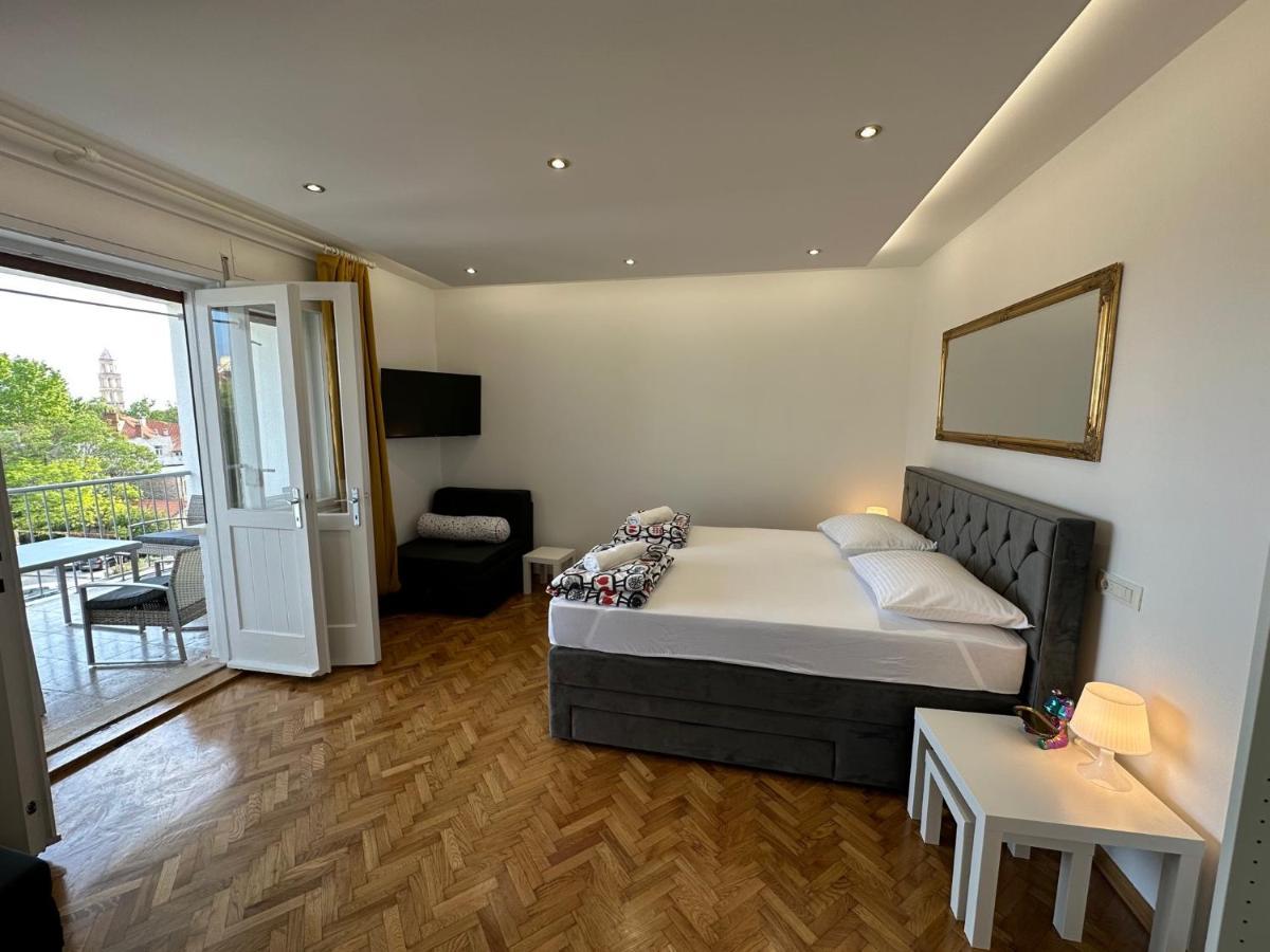 Apartamento Iris Oasis Split Exterior foto